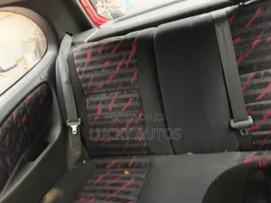 Toyota Corolla 2000 Red