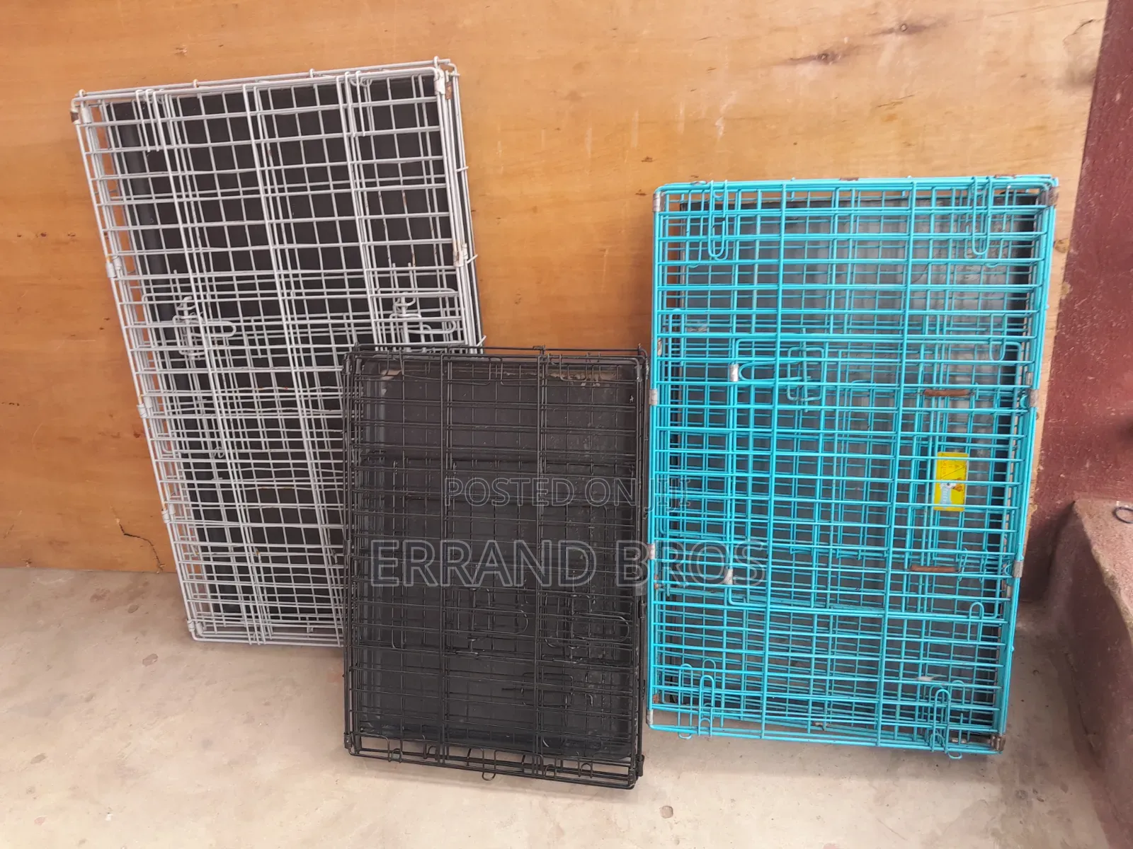 Animal Cages in Sizes (Collapsible)