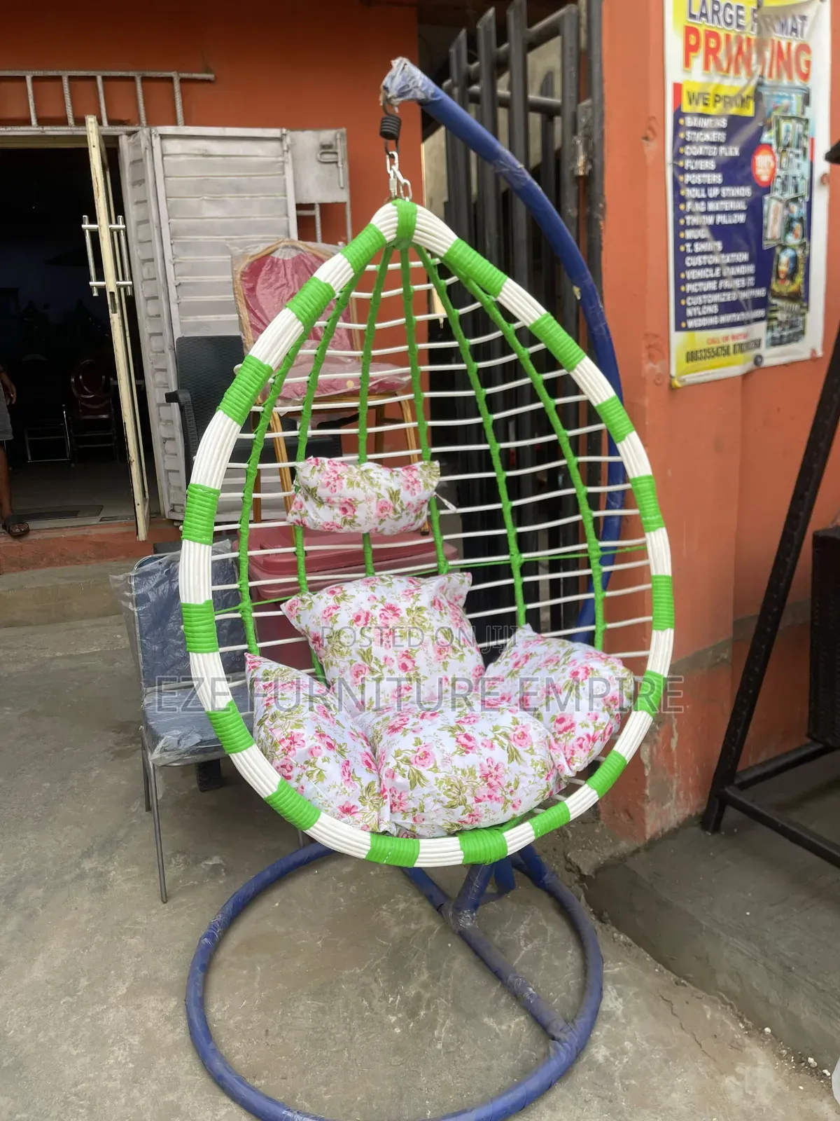 Outdoor Medium Luxury Swing