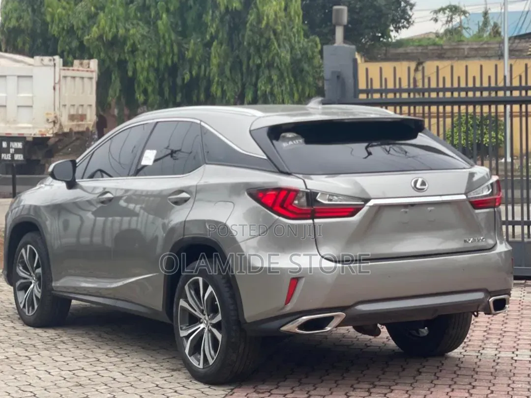 Lexus RX 2018 Gold
