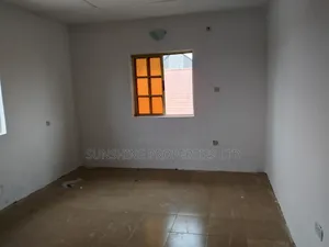 1bdrm Shared Apartment in Bashorun Town, Sangotedo for rent
