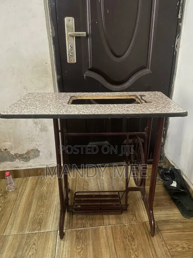 Sewing Machine Stand