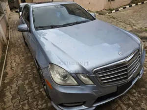 Mercedes-Benz E350 2012 Blue
