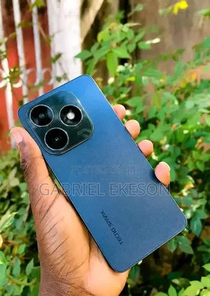 Infinix Smart 20 128 GB Gold