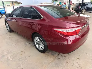 Toyota Camry 2016 Red