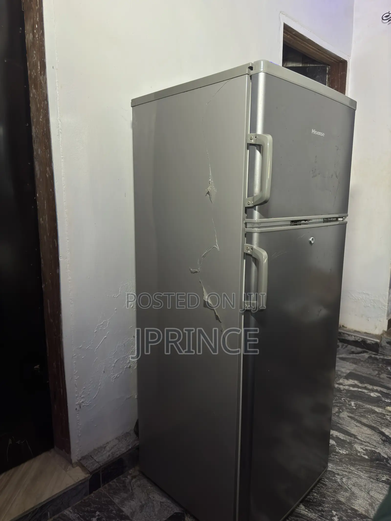 Hisense Fridge (Model: REF215DR) 215L