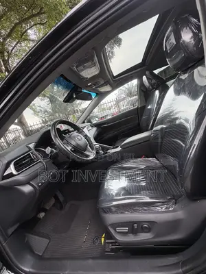 Toyota Camry SE (2.5L 4cyl 8A) 2019 Black
