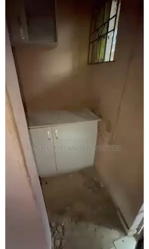 Studio Apartment in Shomolu for rent