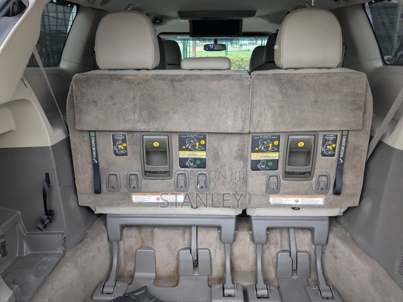 Toyota Sienna 2015 Gold