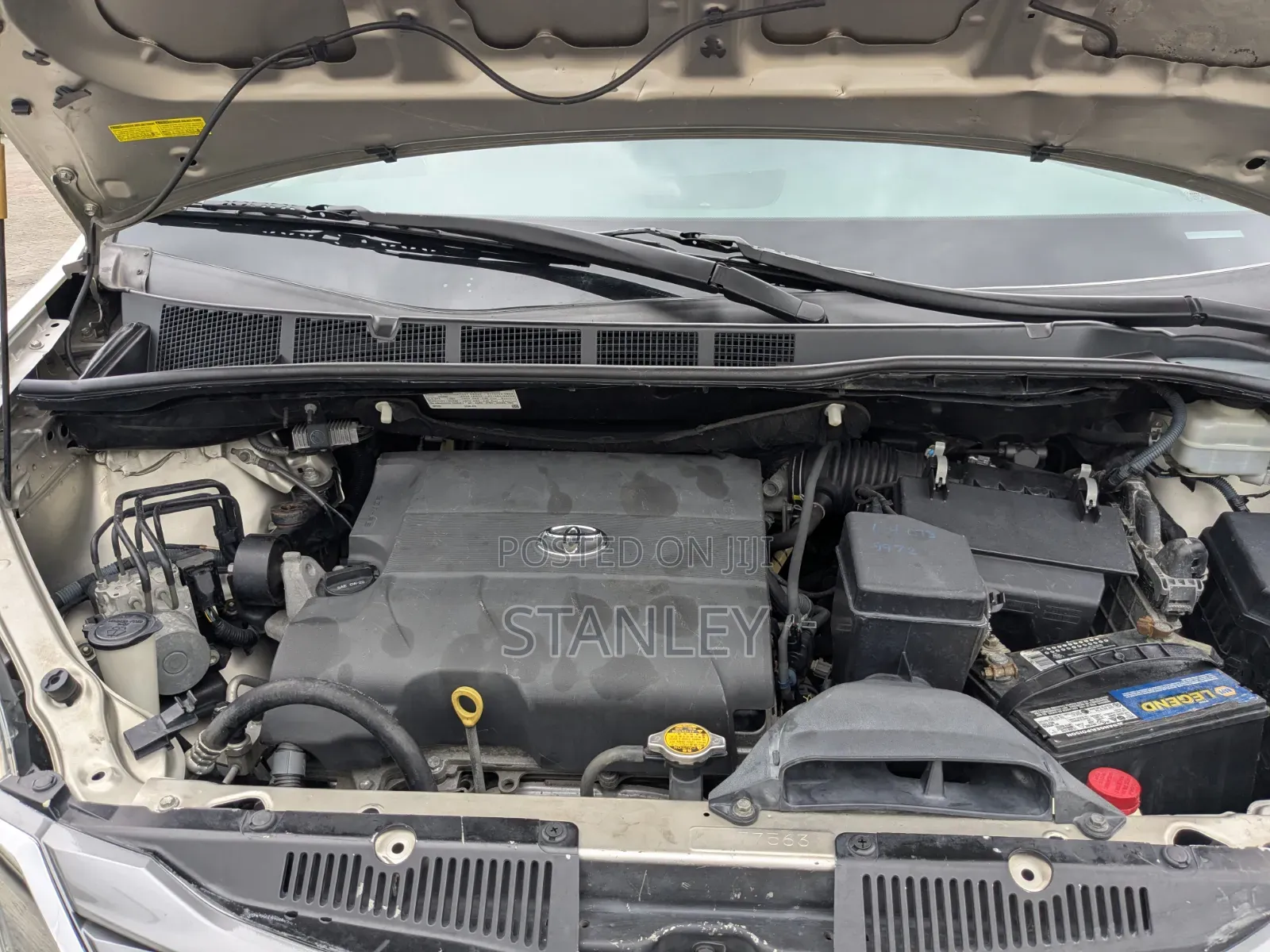 Toyota Sienna 2015 Gold