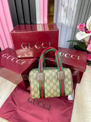 Gucci Handbag for Women of Class