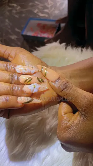 Presson Nails