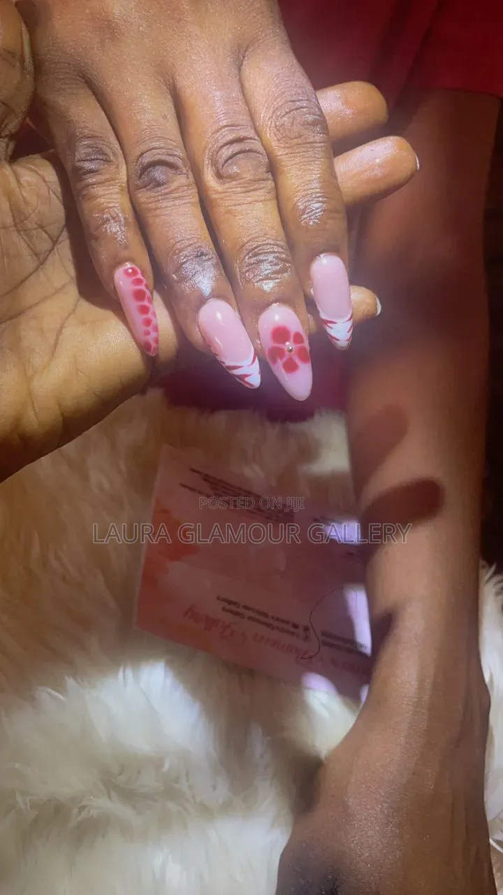 Presson Nails