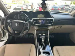 Honda Accord EX-L 4dr Sedan FWD (2.4L 4cyl 2A) 2013 White