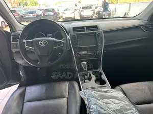 Toyota Camry XLE V6 4dr Sedan (3.6L 6cyl 6A) 2016 Blue
