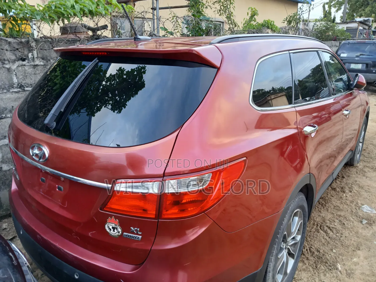 Hyundai Santa Fe 2015 Red