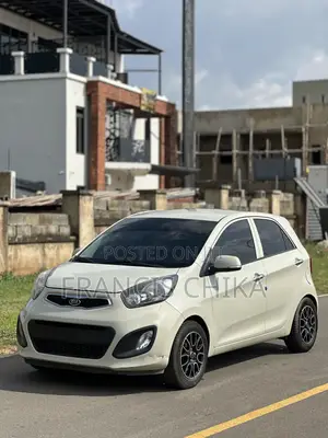 Kia Morning 2012 Off white