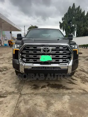 Toyota Tundra 1794 Edition CrewMax 5.5' Bed 2023 Brown