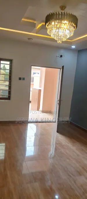3bdrm Block of Flats in Kubwa for rent