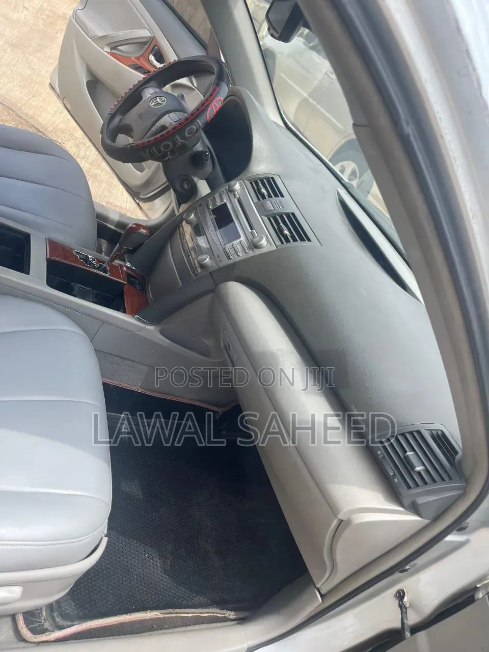 Toyota Camry 2011 Silver