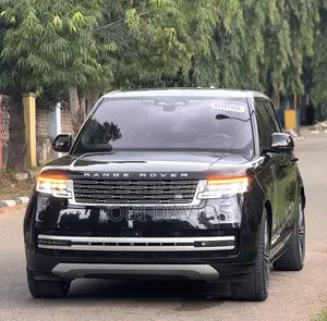 Land Rover Range Rover Vogue 2024 Black