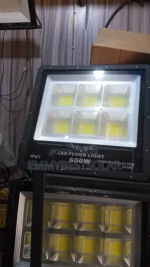 2000w Pentagon Solar Light