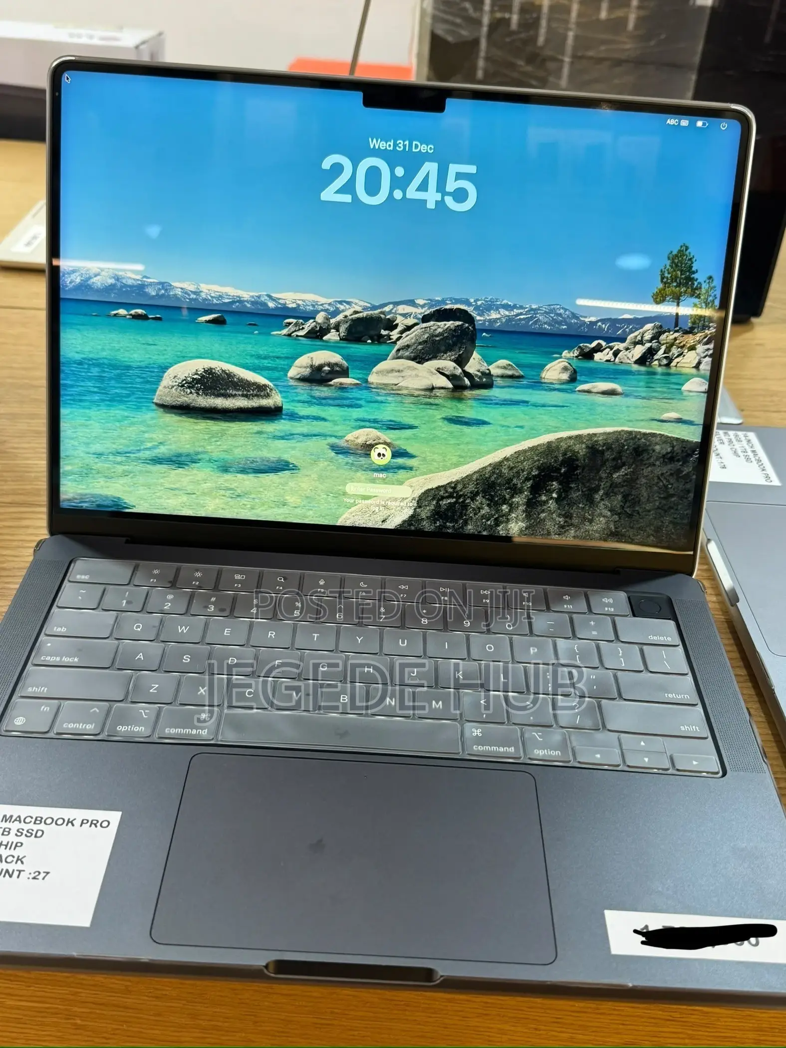 Laptop Apple MacBook Pro 2023 M3 Pro 18GB Apple M3 SSD 1T