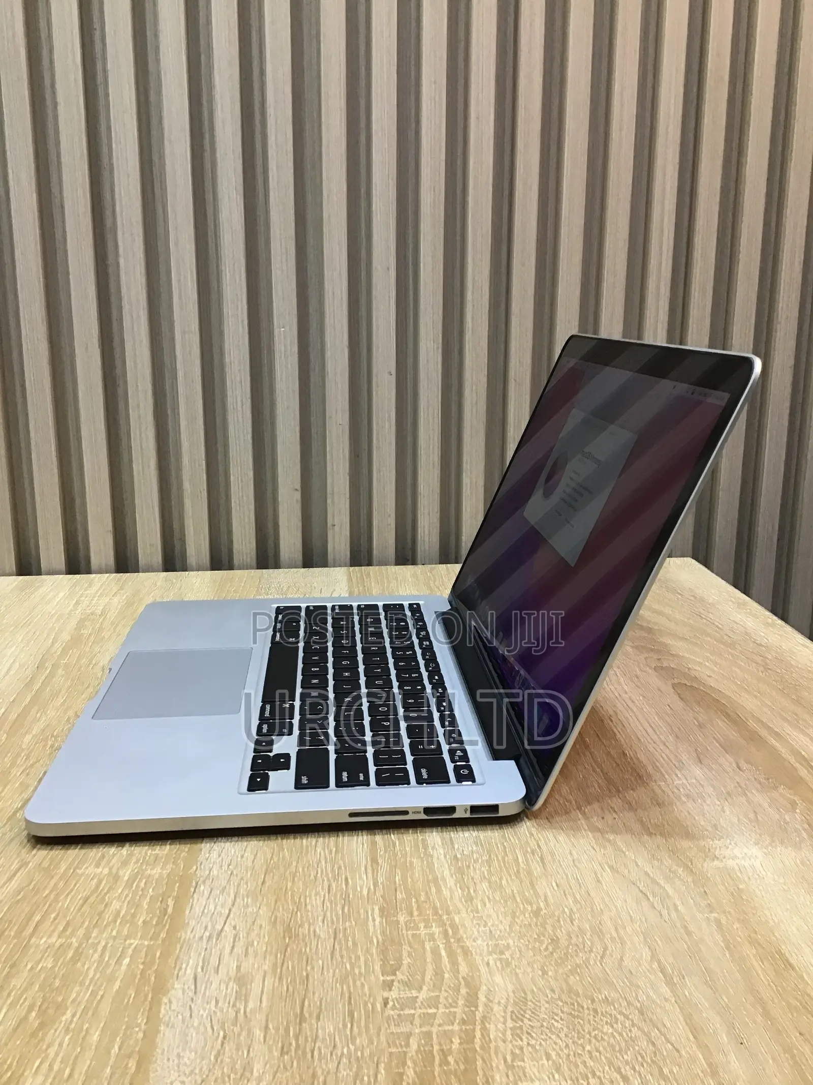 Laptop Apple MacBook Pro 2015 8GB Intel Core i5 SSD 128GB
