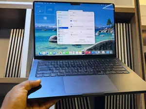 Laptop Apple MacBook Pro 2026 M5 Max 36GB Apple M5 Pro SSD 2T