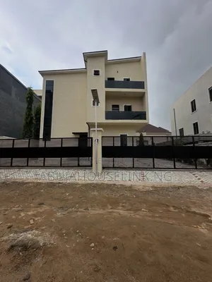 2bdrm Apartment in Guzape Main Abuja for sale