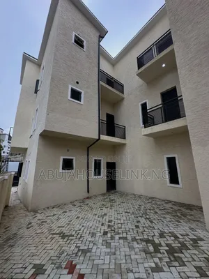 2bdrm Apartment in Guzape Main Abuja for sale