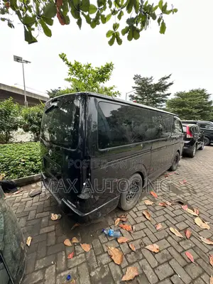 Toyota HiAce 2008 Black