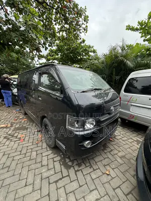 Toyota HiAce 2008 Black