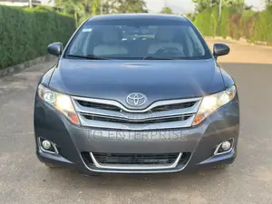 Toyota Venza 2010 Gray