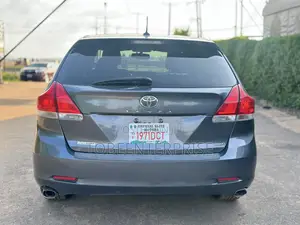 Toyota Venza 2010 Gray