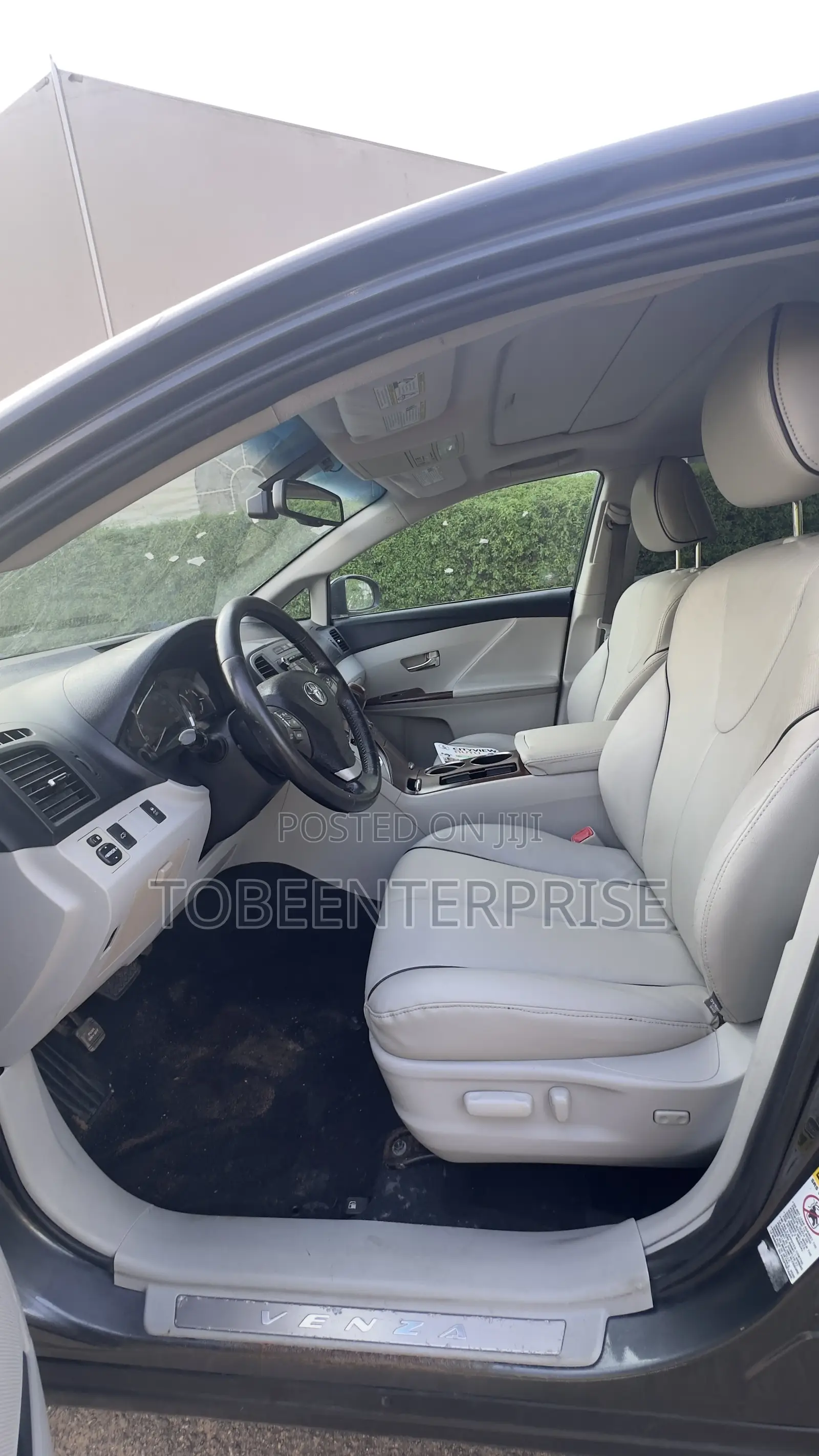 Toyota Venza 2010 Gray