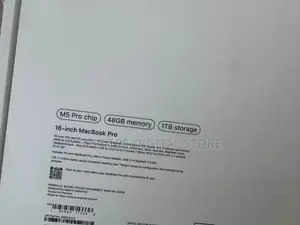 New Laptop Apple MacBook Pro 2025 M5 48GB Apple M5 SSD 1T