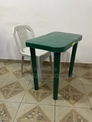 Durable Plastic Table Chair Set