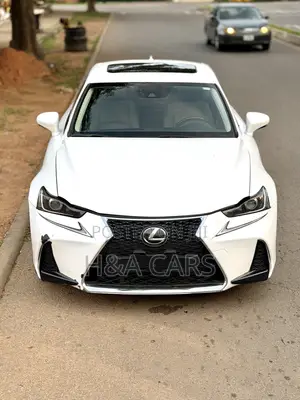Lexus IS 300 AWD 2018 White