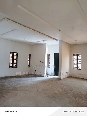 6 Bedroom Fully Detached