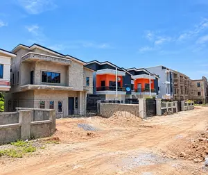 6 Bedroom Fully Detached