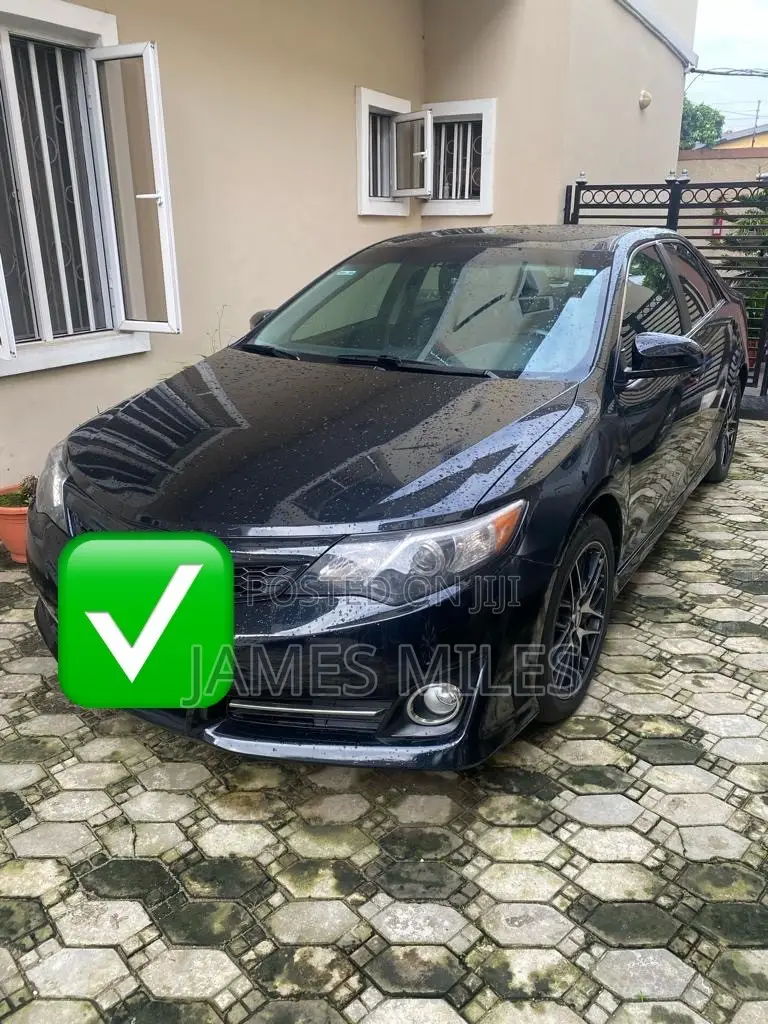 Toyota Camry 2013 Black