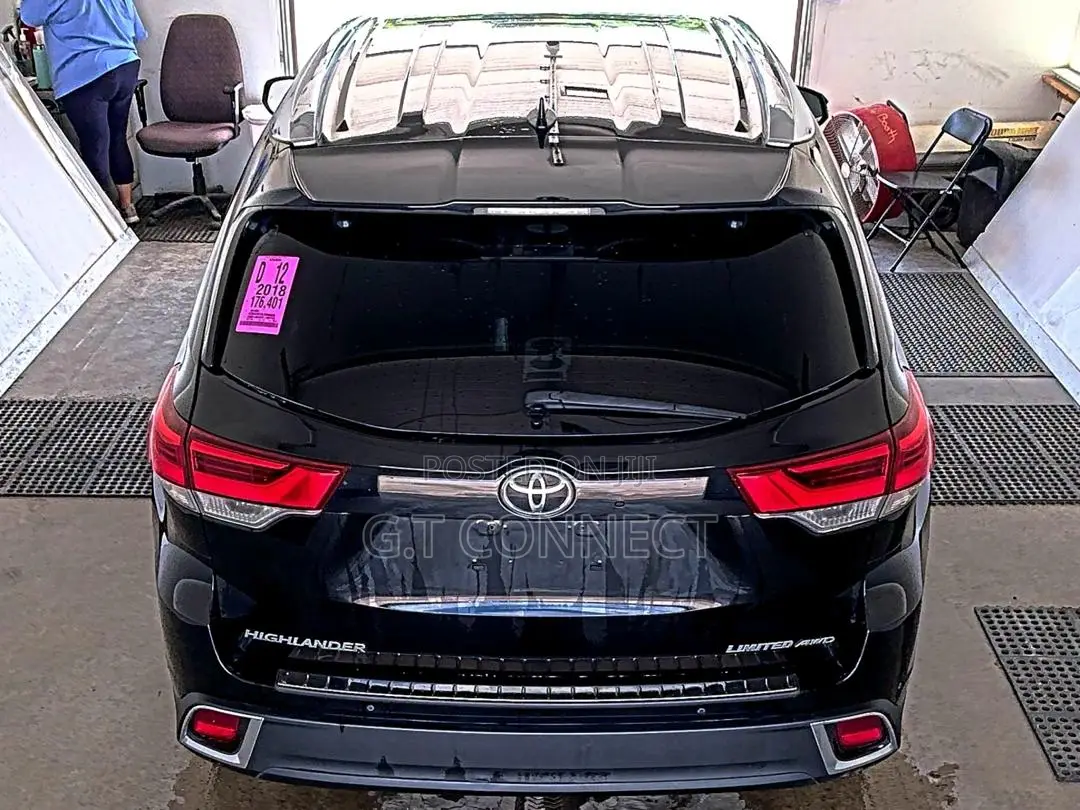 Toyota Highlander 2018 Black