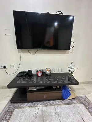 43 Inches Samsung TV and TV Stand