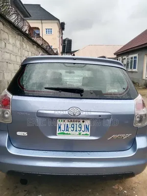Toyota Matrix 2006 Ivory