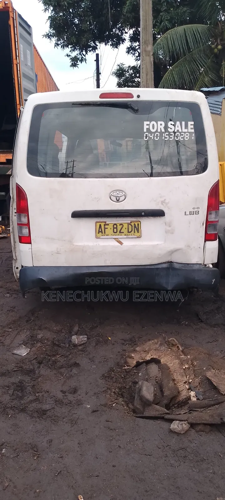 Toyota HiAce 2012 White