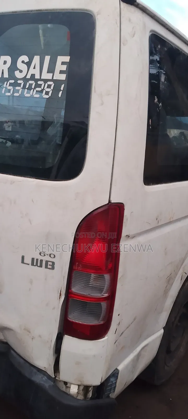 Toyota HiAce 2012 White