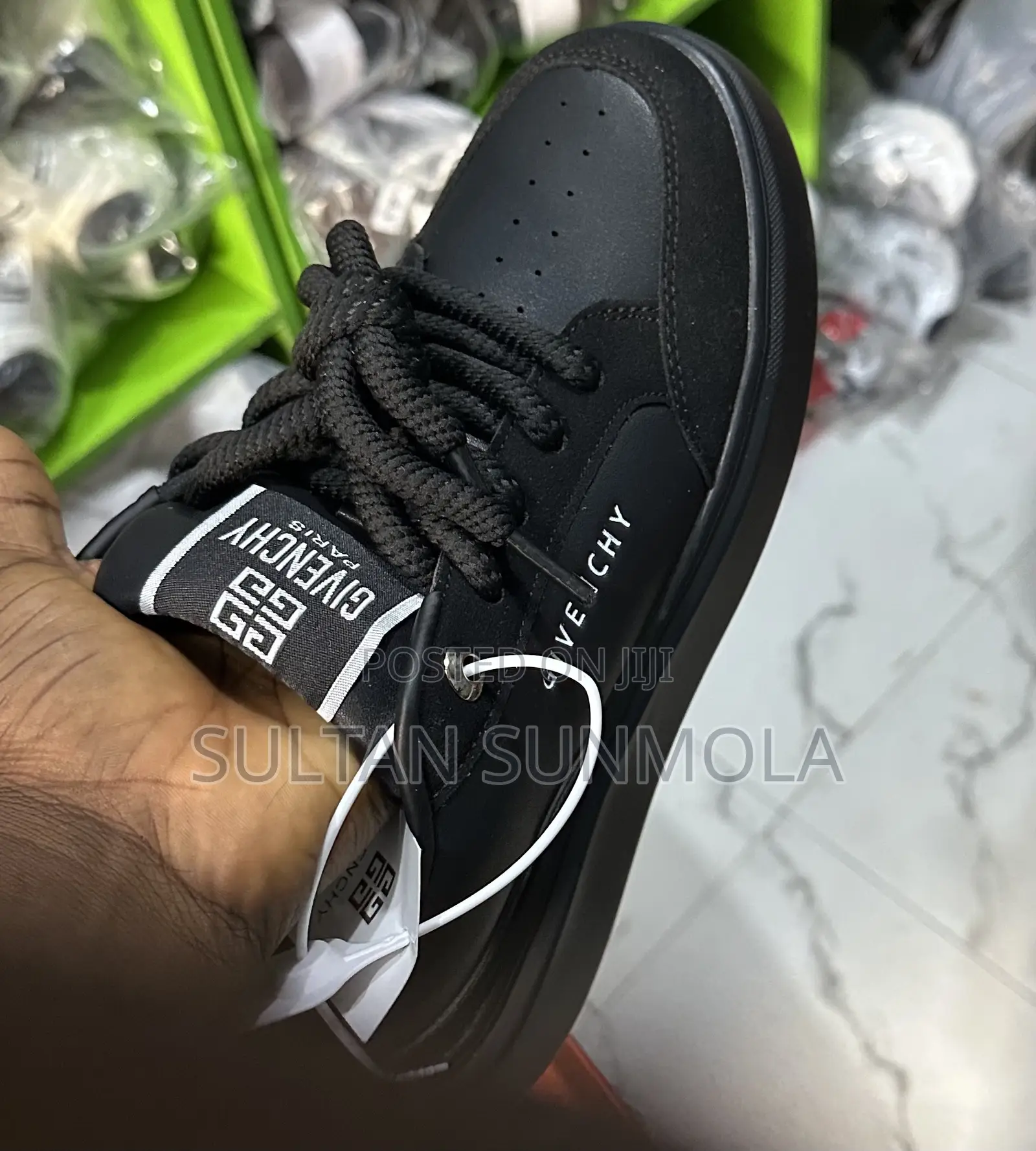 GIVENCHY High Sole Sneakers - UNISEX
