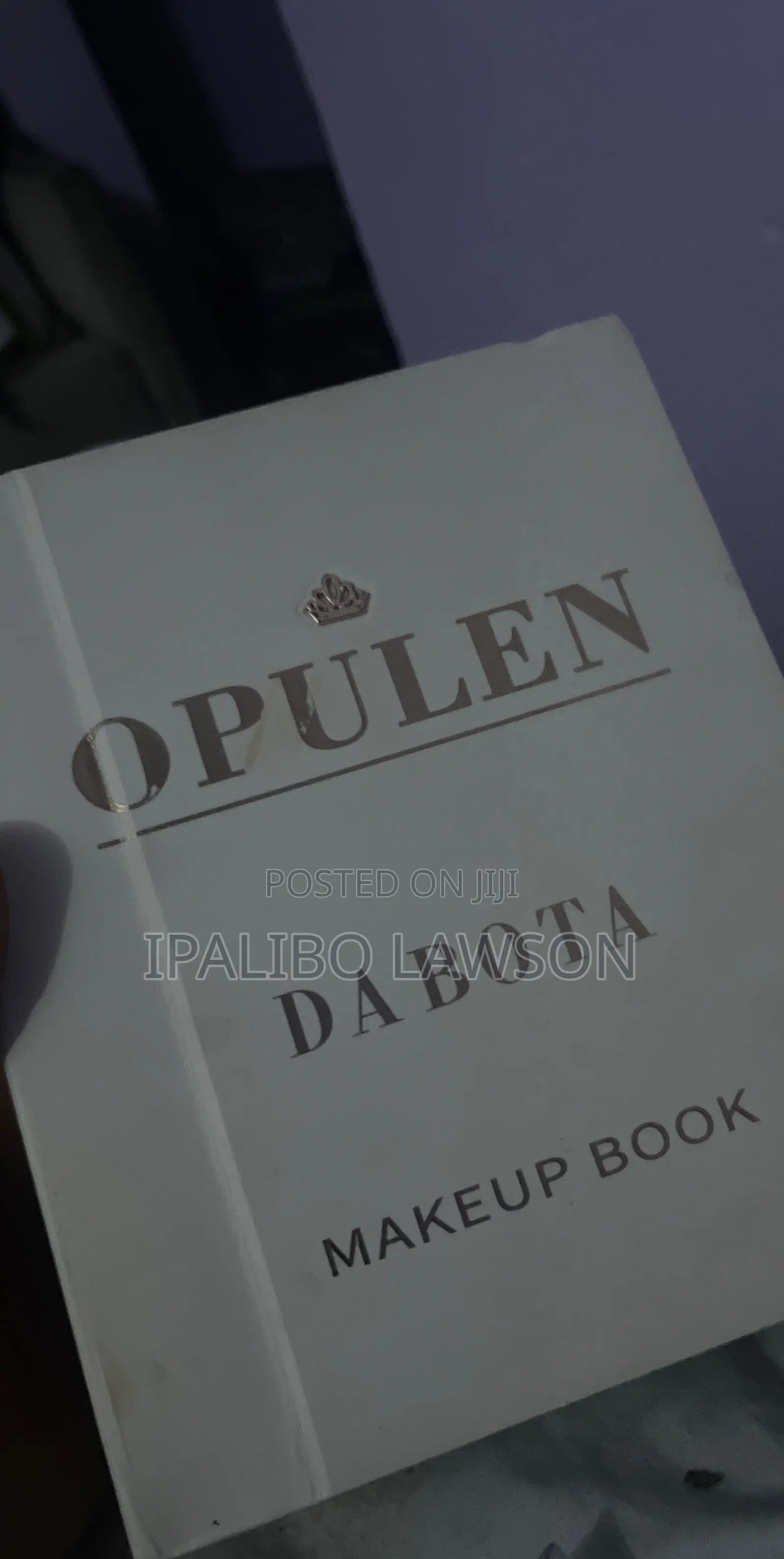 Opulen by Dabota (Makeup Book)