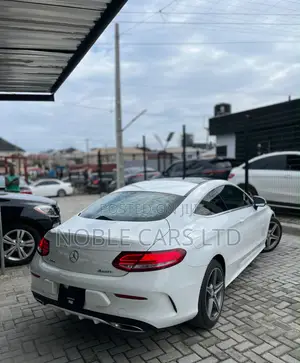 Mercedes-Benz C300 Base 4Matic Coupe AWD (2.0L 4cyl 7A) 2017 White